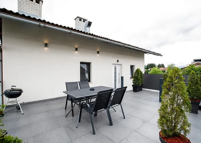 Apolonia Apartmán *